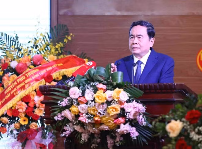 dai tuong to lam duoc trung uong gioi thieu de bau giu chuc chu tich nuoc hinh 2