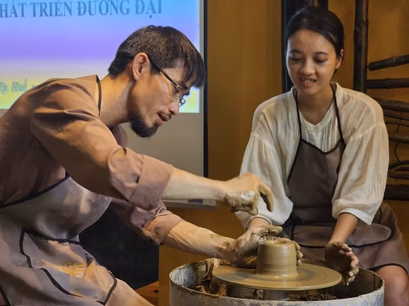 bao ton phat huy gia tri di san gom viet hinh 3