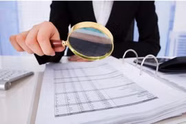 Cán bộ, công chức, lực lượng vũ trang không được cấp chứng chỉ Quản tài viên