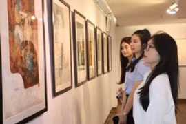 Hình tượng Ngựa và Hoa trong sáng tác của Lê Bá Đảng