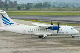 Indonesia khẩn trương tìm kiếm máy bay mất tích cùng 11 người