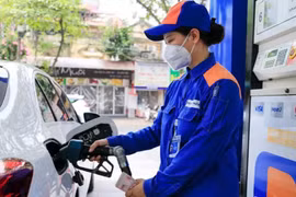 Chính phủ giảm thuế đối với xăng, dầu từ 24 giờ ngày 26/3/2026