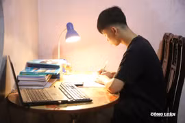 Xuyên Tết luyện đề, học sinh cuối cấp dồn lực cho kỳ thi quan trọng