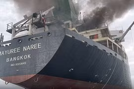 Tàu hàng bị bắn ở eo biển Hormuz, Thái Lan triệu tập Đại sứ Iran