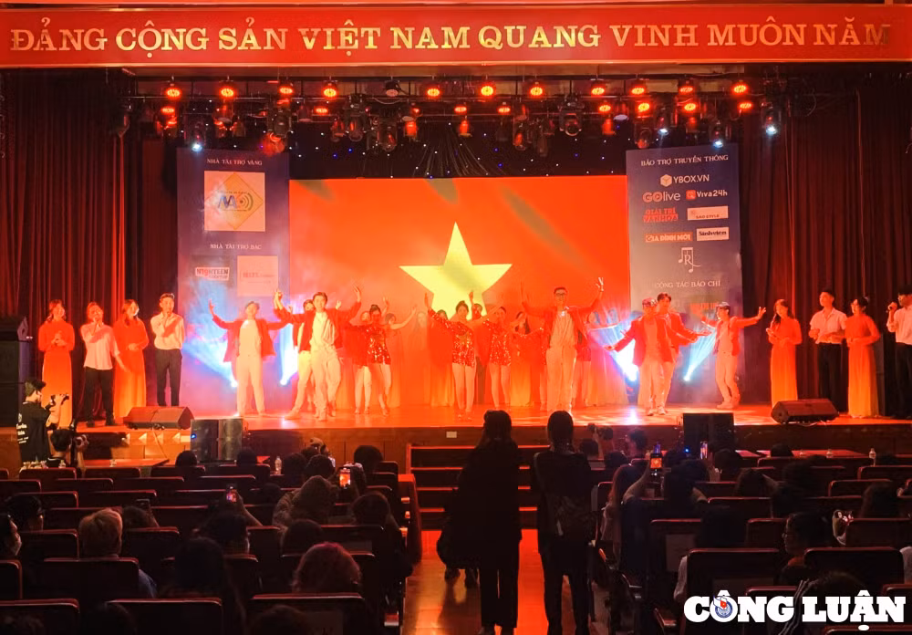 an tuong dem nhac hoi da khuc thang tu 2022 miracle time hinh 2