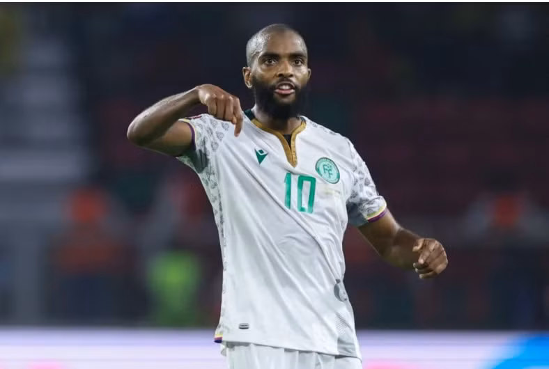 thang comoros chu nha cameroon gianh ve vao tu ket can 2021 hinh 9
