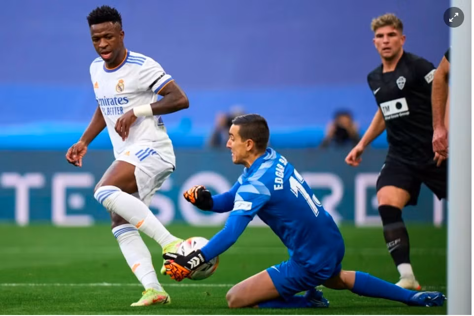 real madrid thoat thua o phut 902 nho ban thang cua eder militao hinh 1