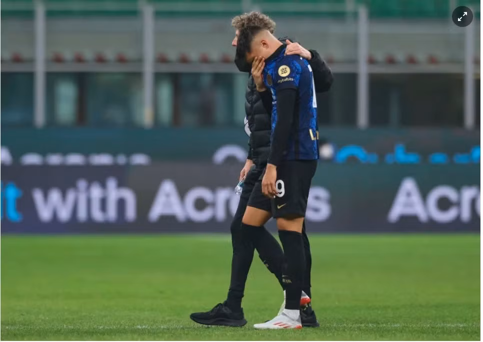 andrea ranocchia toa sang giup inter nguoc dong vao tu ket coppa italia hinh 2