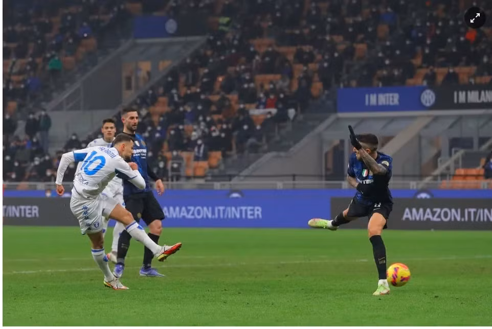 andrea ranocchia toa sang giup inter nguoc dong vao tu ket coppa italia hinh 4