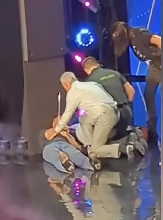 tro lua dao cua simon cowell khien gameshow noi tieng bi tay chay hinh 1