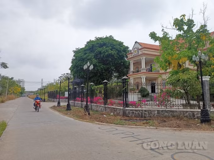 Trụ sở của Công ty Phi Long