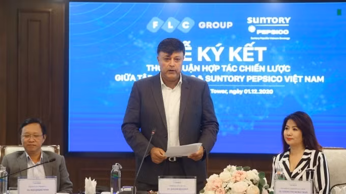 Ông Jahanzeb Khan, Tổng giám đốc Suntory PepsiCo Vietnam phát biểu tại sự kiện.