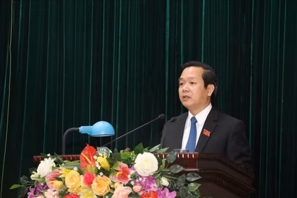 Tân Chủ tịch UBND tỉnh Ninh Bình Phạm Quang Ngọc