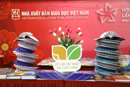 Nhà xuất bản Giáo dục Việt Nam tham gia Hội chợ Mùa Xuân 2026