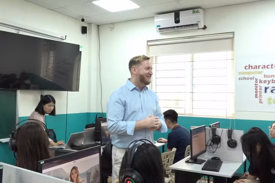 NXBGDVN phối hợp Efekta Education kiểm thử bộ sản phẩm sách học tiếng Anh ứng dụng AI cho học sinh phổ thông