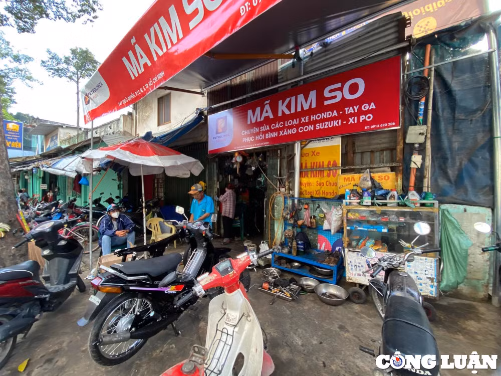 gap cuu tay dua ma kim so noi tieng mot thoi hinh 1