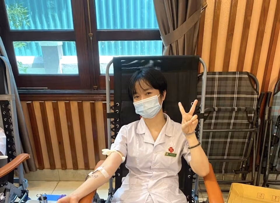 hoc phi cao luong thap sinh vien lo lang bac si nghi viec hinh 2