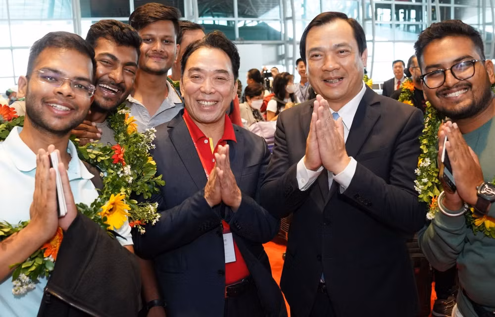 bay de dang giua da nang va new delhi mumbai an do cung vietjet hinh 7