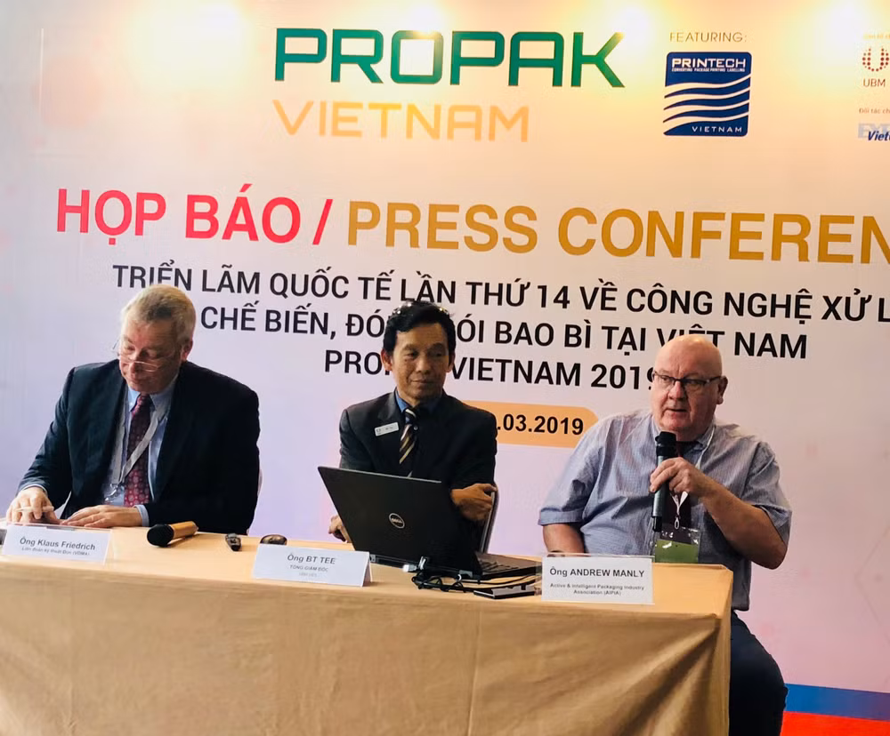 Họp báo về triển lãm Propak Việt Nam lần thứ 14