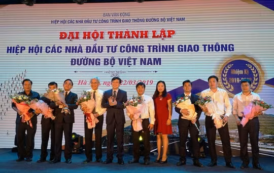 Ra mắt Hiệp hội các Nhà đầu tư công trình giao thông đường bộ Việt Nam