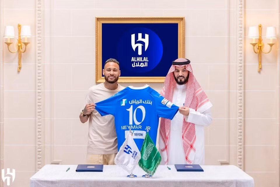 neymar chinh thuc gia nhap al hilal huong luong sieu khung hinh 1