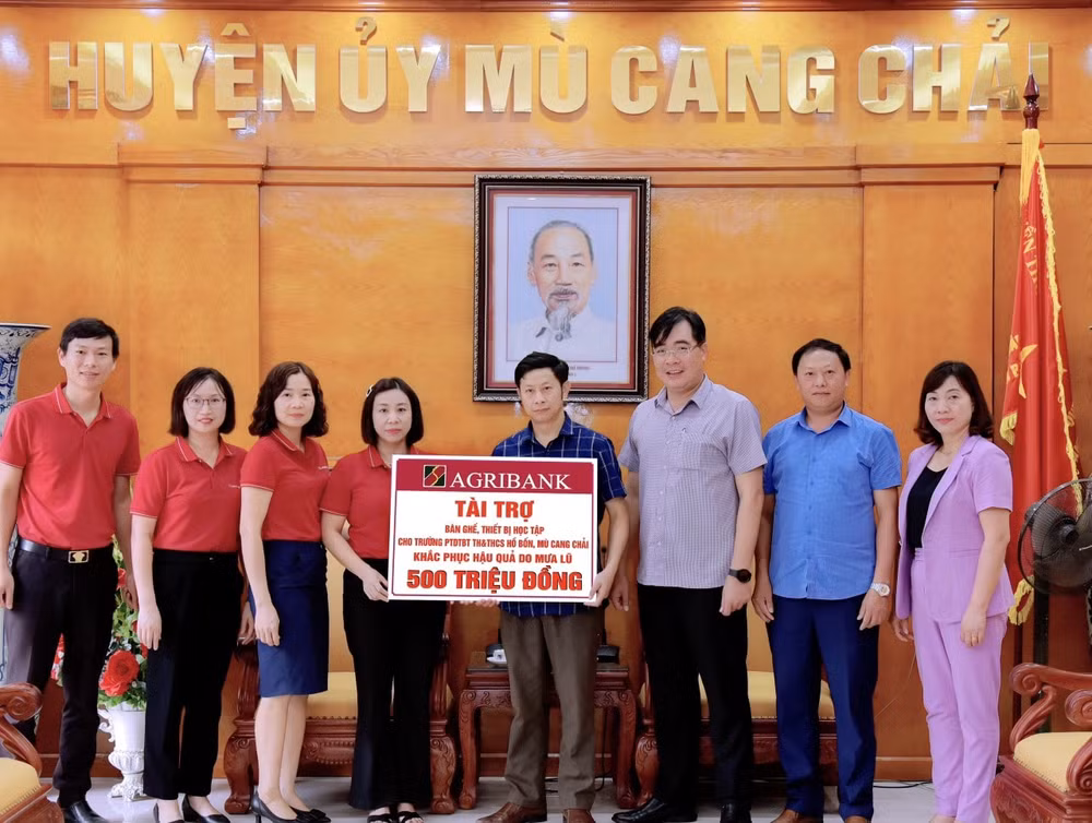 agribank tai tro 500 trieu dong khac phuc hau qua do mua lu tai yen bai hinh 2