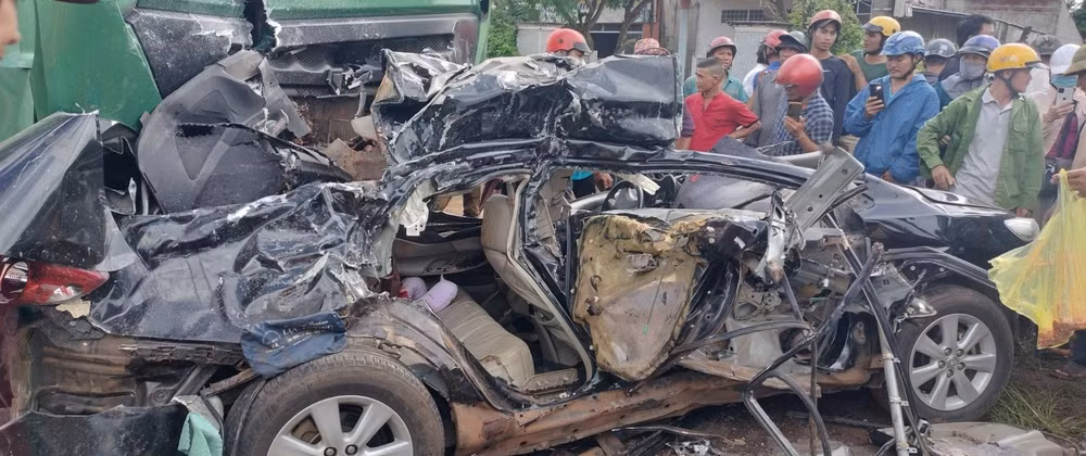 hien truong vu tai nan lien hoan khien 3 thanh vien cua clb hoang anh gia lai tu vong hinh 3