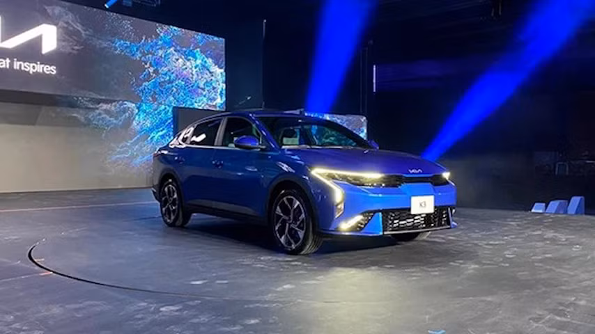 kia k3 2024 xuat hien tai mexico hinh 1
