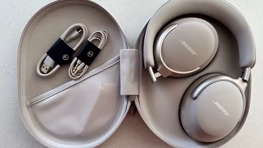 hinh anh ban dau ve mau tai nghe bose quietcomfort ultra hinh 2