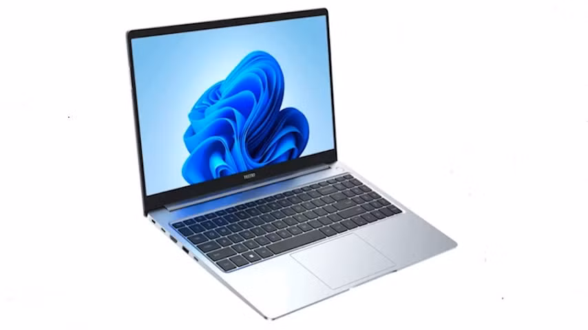 hinh anh chiec laptop dau tien do tecno san xuat hinh 2