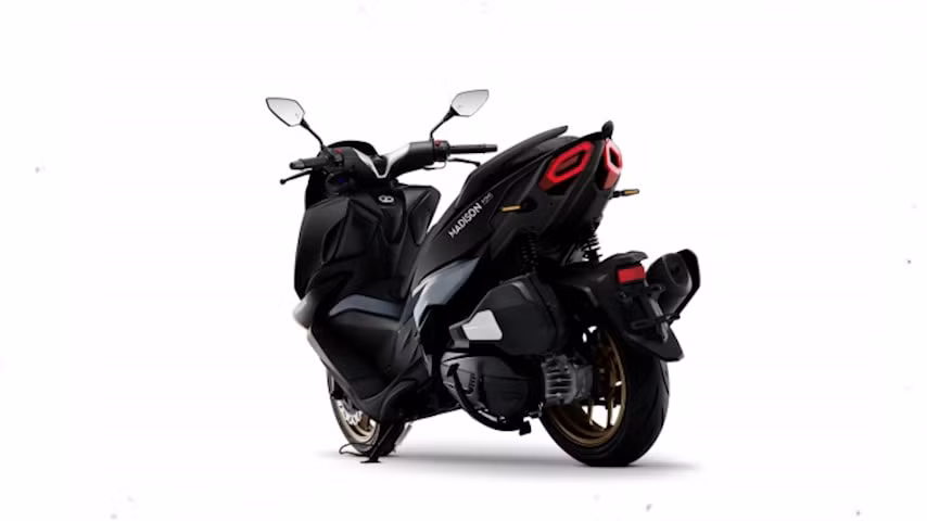 xuat xuong malaguti madison 125 2024 voi gia 87 trieu dong hinh 7