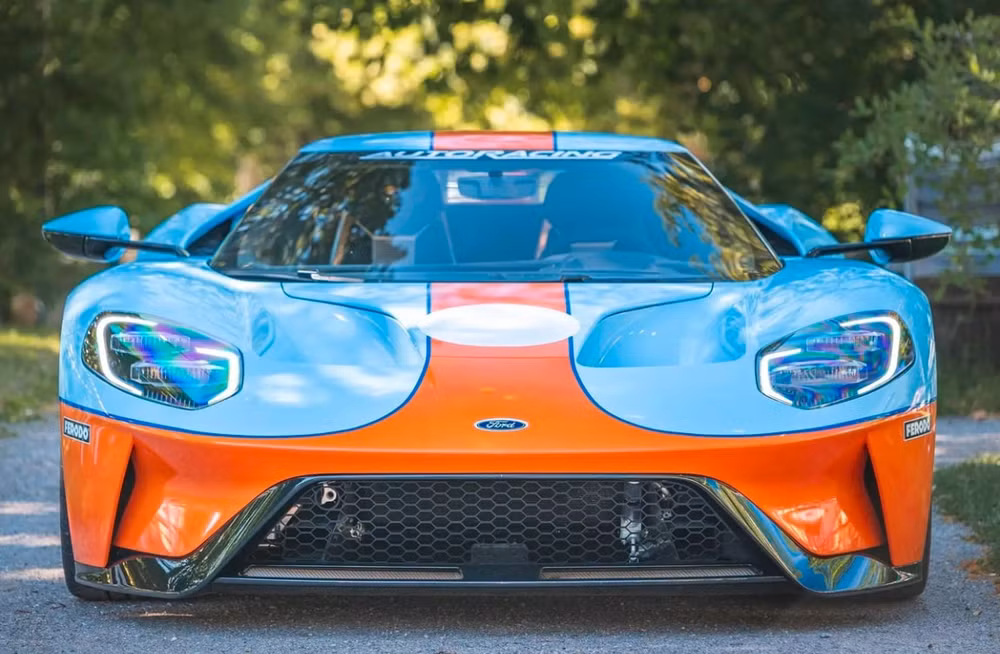 ford gt voi mau son doc duoc ban dau gia du kien gan 1 trieu usd hinh 6