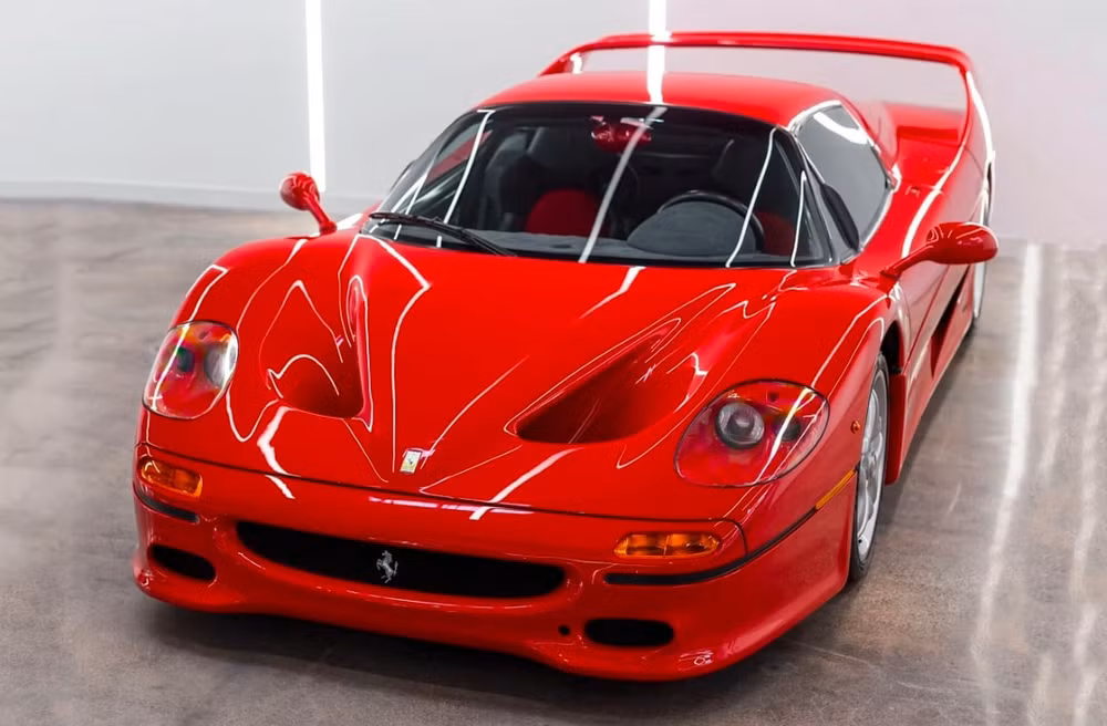 ferrari f50 duoc ban dau gia du kien thu ve 65 trieu usd hinh 3