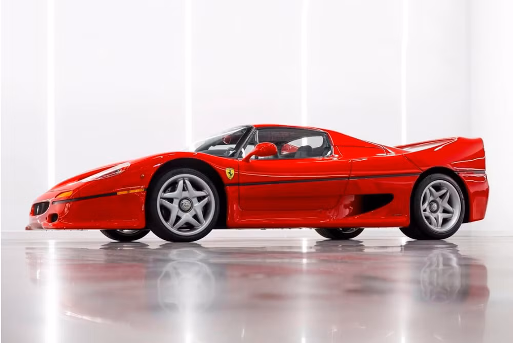 ferrari f50 duoc ban dau gia du kien thu ve 65 trieu usd hinh 10