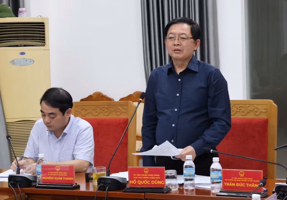 Phó Thủ tướng Hồ Quốc Dũng: Không để người dân kêu cứu trong đêm, bằng mọi cách tiếp cận vùng ngập sâu cứu dân- Ảnh 2.