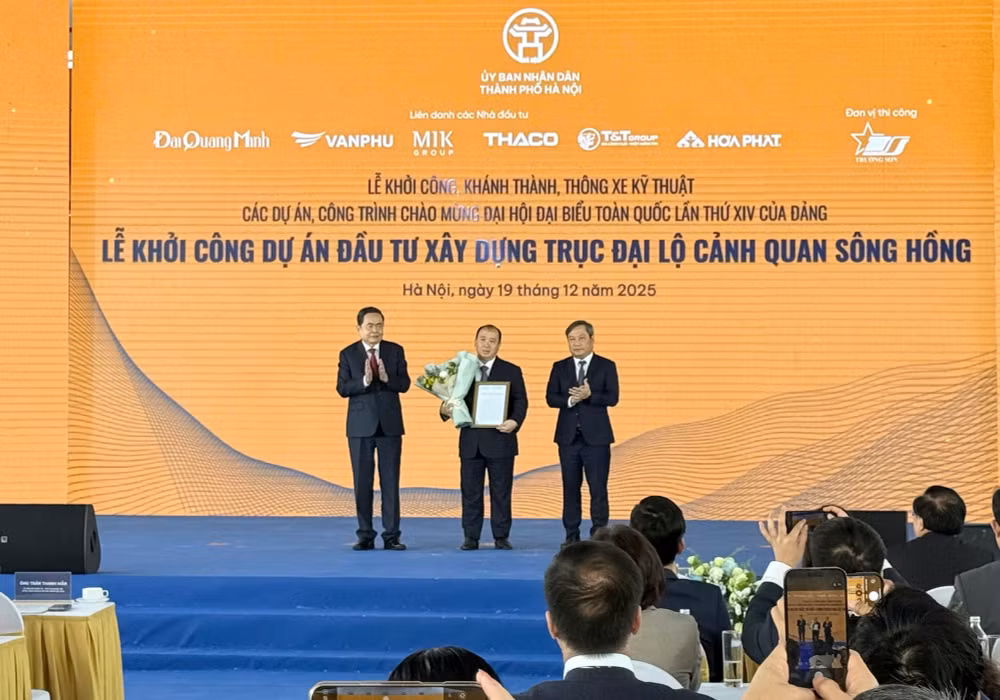 traoquyetdinh1-1766114709928436407371.jpg