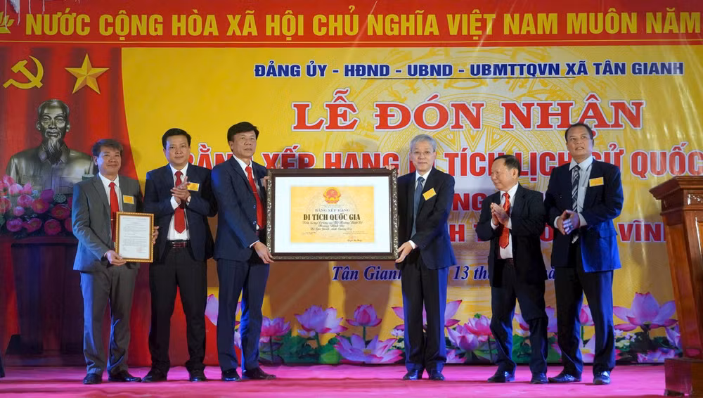 gen-h-z7323426838740_ff32bd5807ef435131f8bdc5ea3d2d7f.jpg