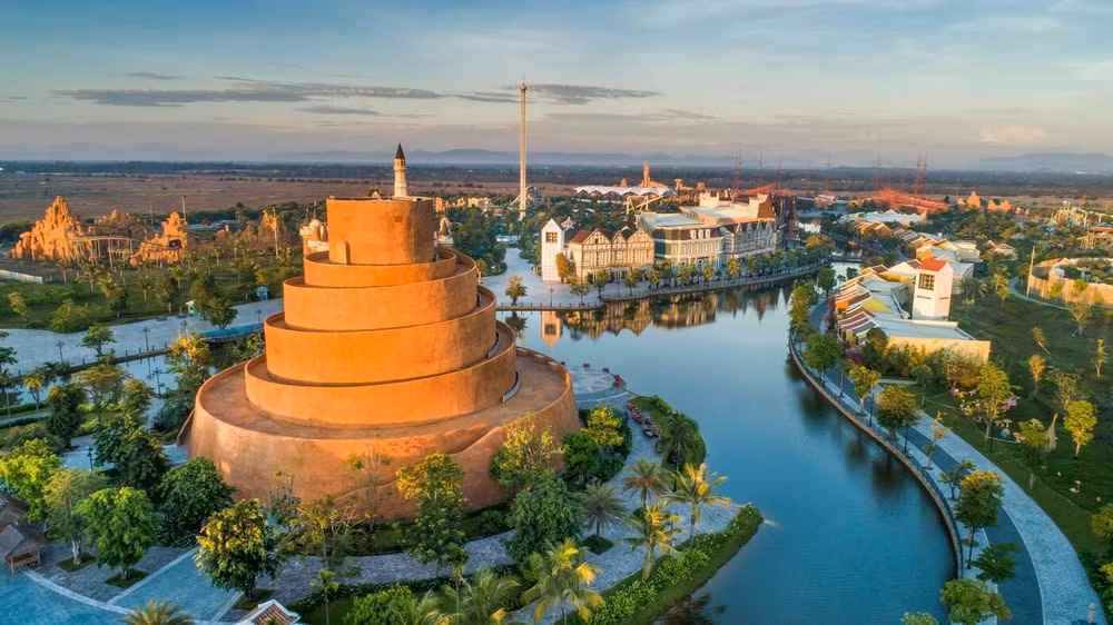 Không gian đảo văn hóa dân gian tại VinWonders Nam Hội An
