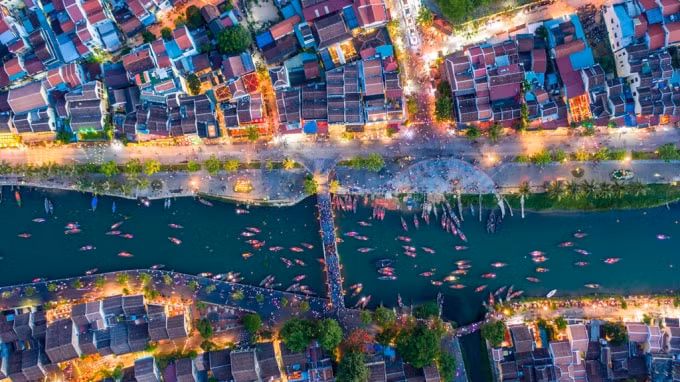 Phố cổ Hội An sẽ là nơi diễn ra chặng đua cuối cùng của giải. Ảnh: Zing.vn