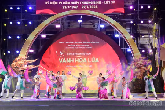 Hải Phòng: Đặc sắc chương trình nghệ thuật đặc biệt “Vành hoa lửa” 