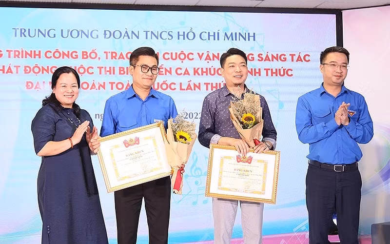 su menh thanh nien la ca khuc chinh thuc cua dai hoi doan toan quoc xii hinh 1