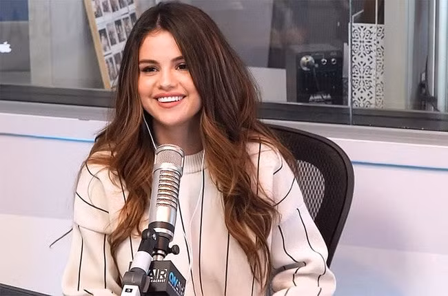 selena gomez nu nghe si luy tinh nhin lai nhung kho khan qua khu hinh 4