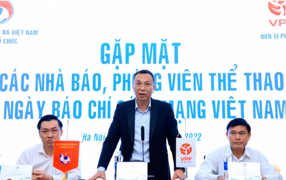 vff va vpf gap mat bao chi nhan ngay bao chi cach mang viet nam 21 6 hinh 1