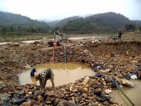 lao cai xu phat 180 trieu dong doanh nghiep khai thac vang su dung vat lieu no sai phep hinh 1