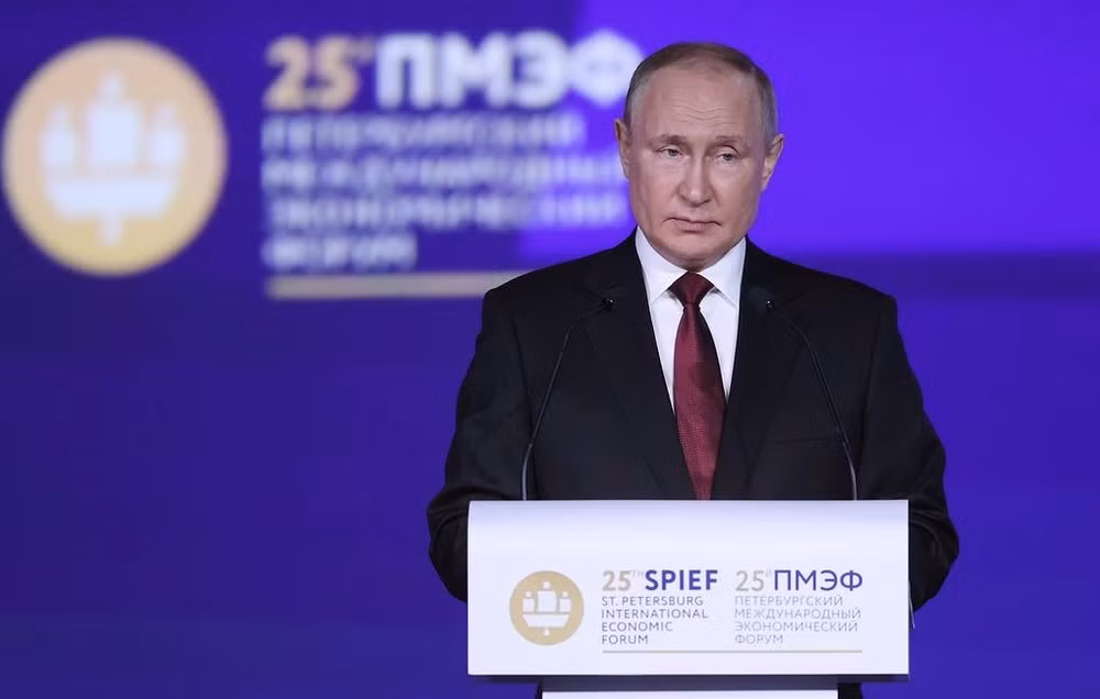 ong putin chi trich phuong tay va tuyen bo ket thuc ky nguyen don cuc hinh 1