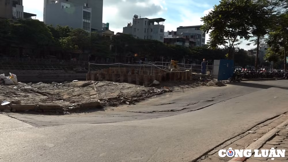 ha noi hon 20m duong ven song to lich sut lun gay mat an toan giao thong hinh 8
