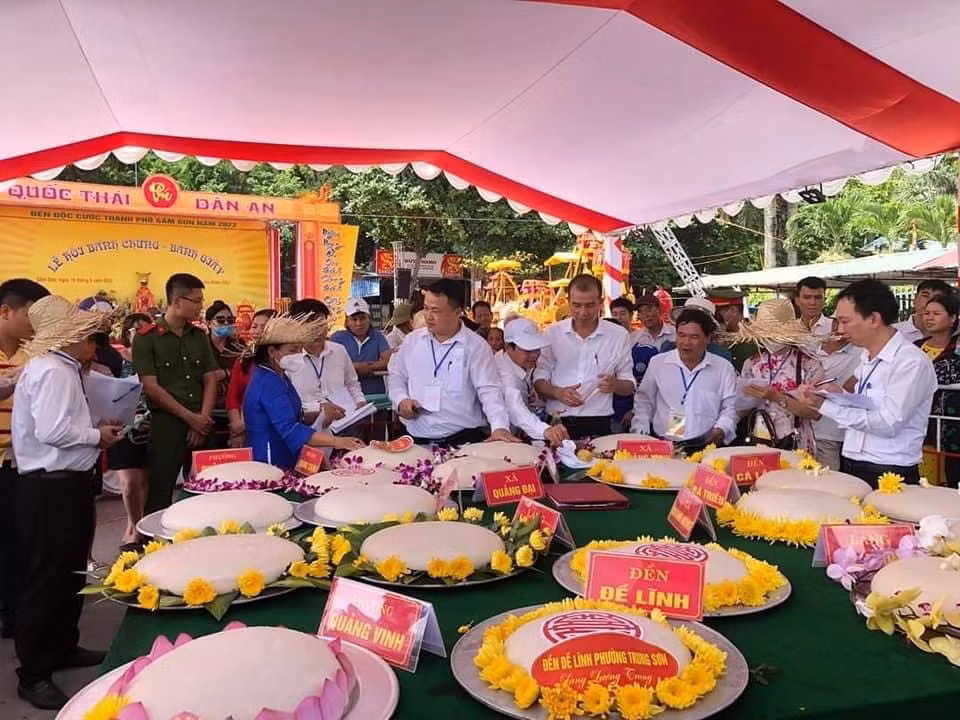 net dep van hoa con mai qua le hoi banh chung banh giay hinh 6