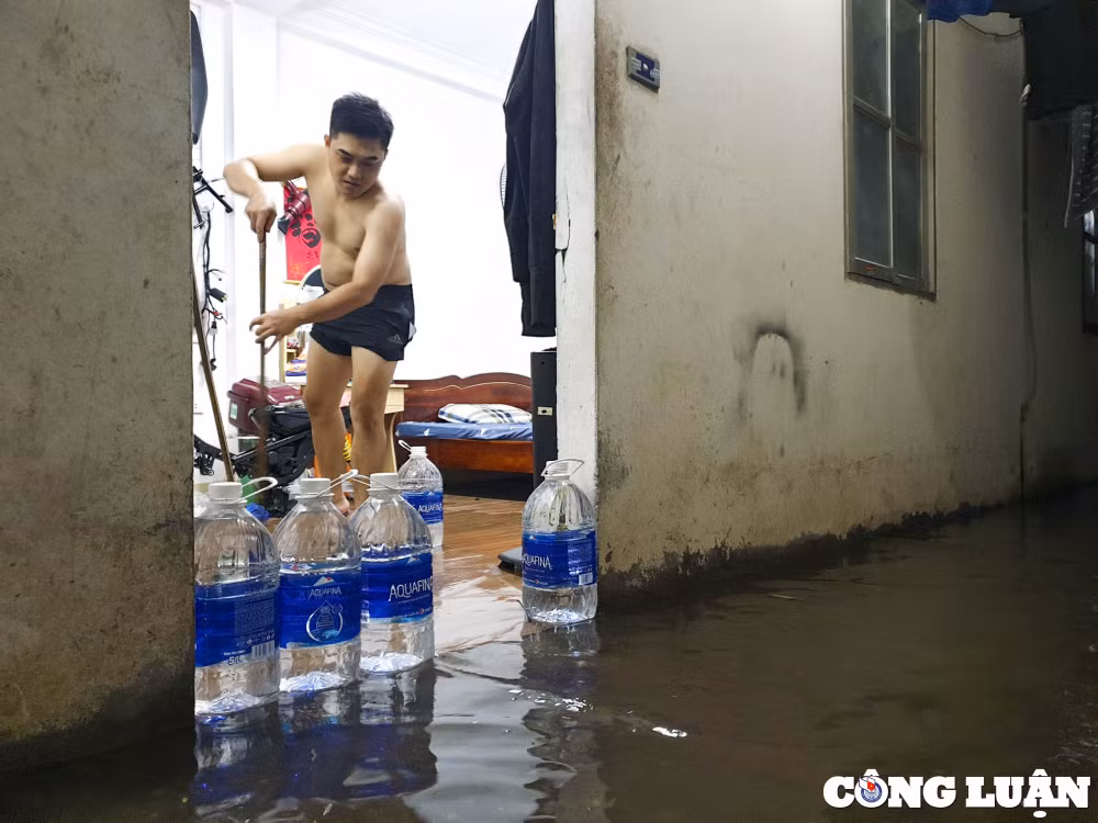 nhieu tuyen pho ha noi ngap sau sau con mua lon hinh 11