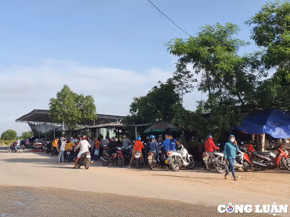 thua thien hue xuong may 10000m2 boc chay du doi hinh 2