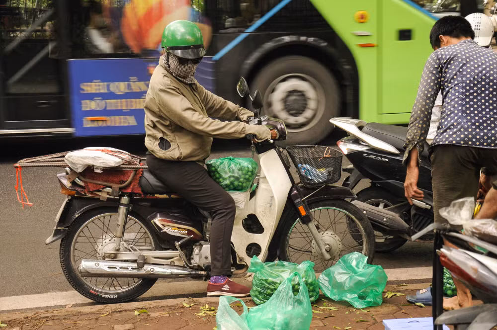 sau non dau mua xuong pho gia re bat ngo hinh 3